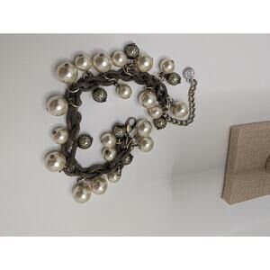 Vintage Pearl and Mesh Charm Bracelet Adjustable Silver Tone Chain